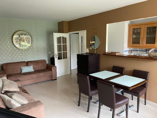 Appartement Cosy, Tout Confort, A Deux Pas De La Mer 도빌 외부 사진